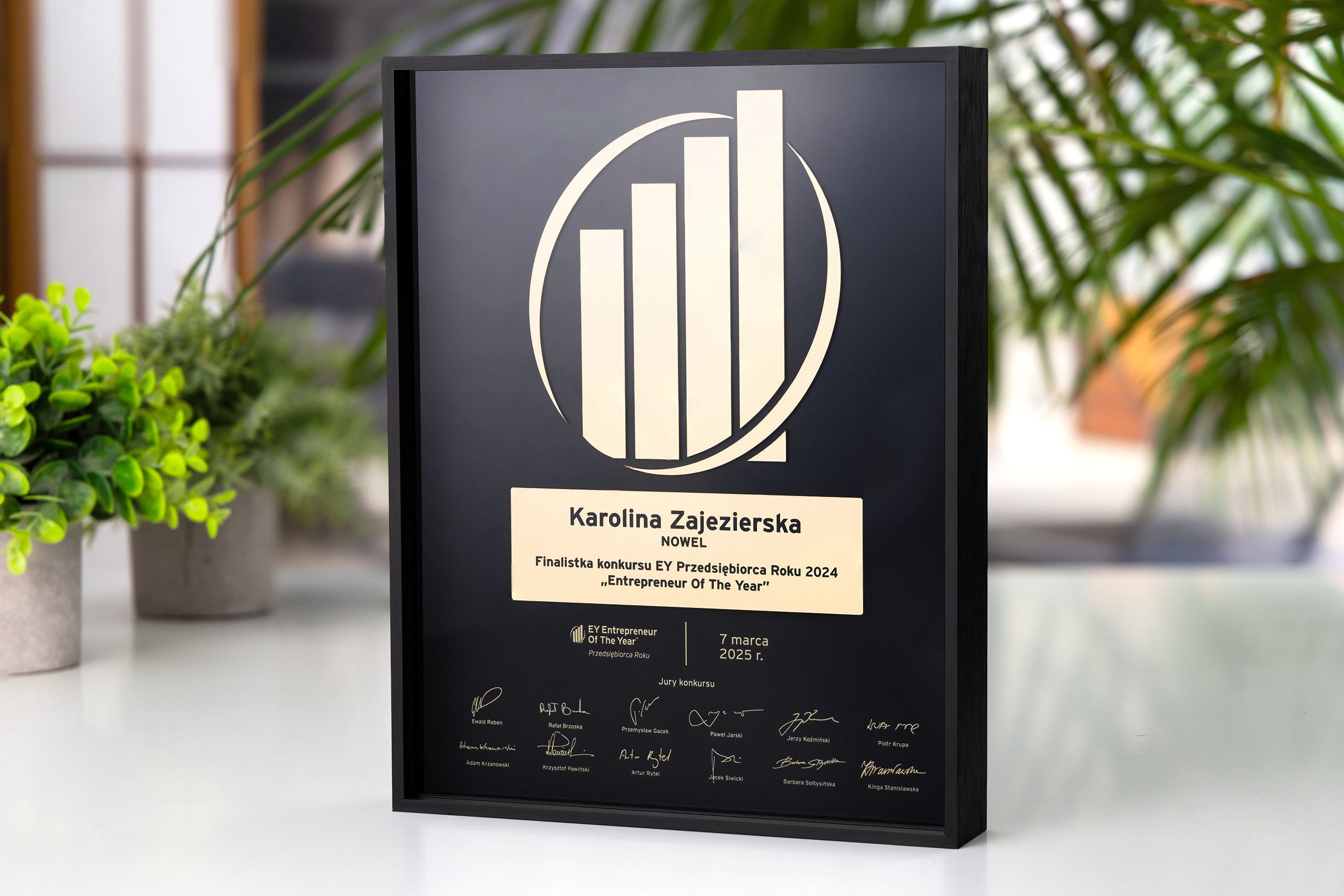 Glasso custom award